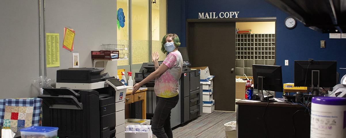 Mail & Copy Manager - Emily